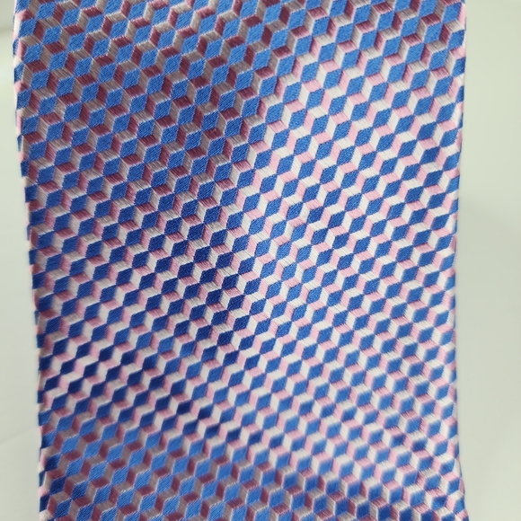 MICHAEL KORS Pink & Blue Silk Tie. - Picture 5 of 5